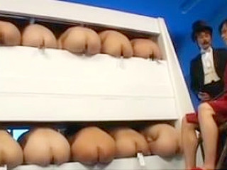 Fuck me harder with the best ass picker-upper for your XXX pleasure!